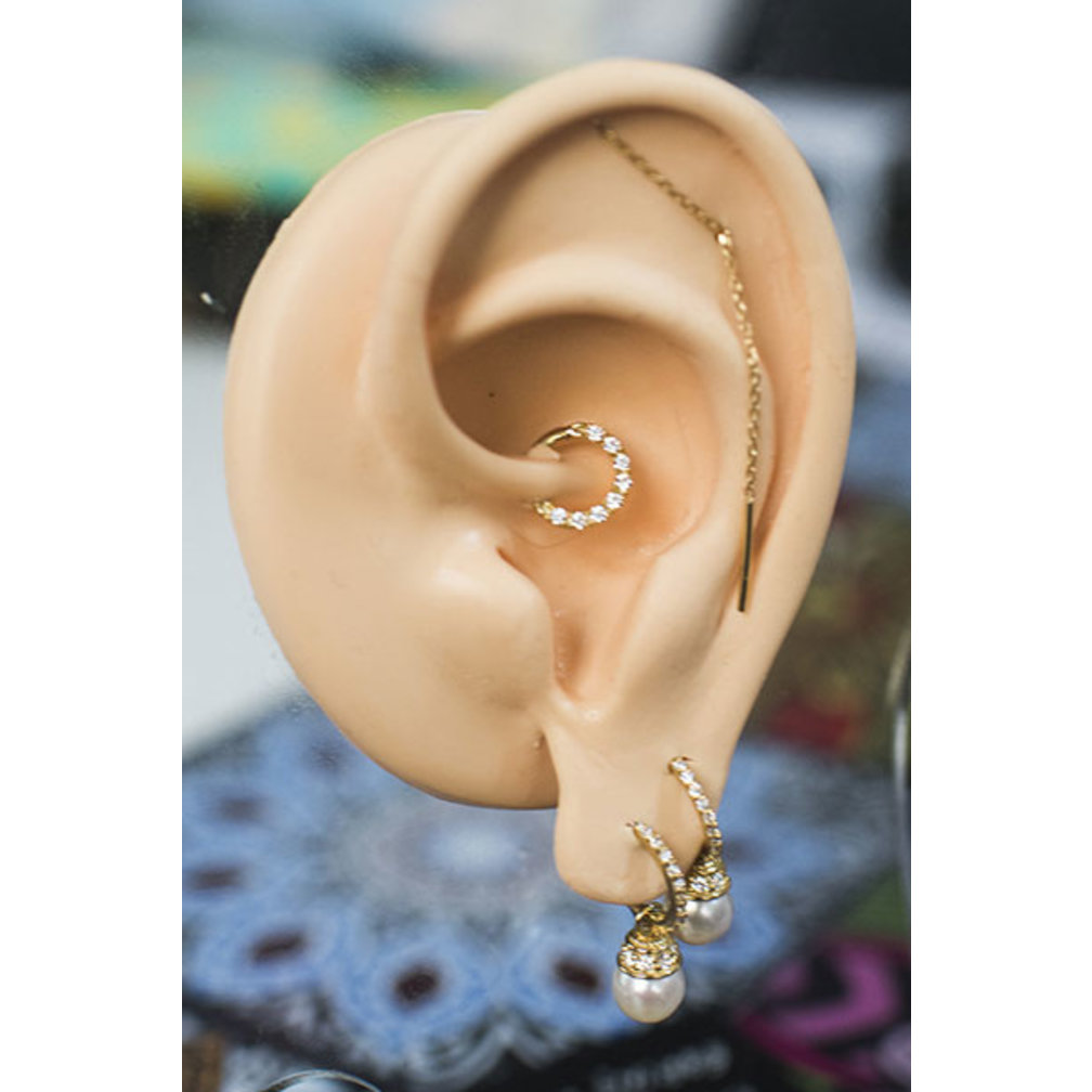 18 Karat Gold Charm - Pearl and Zirconia