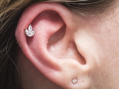 Belkis | Helix-Piercing mit Marquise-Zirkonen – Luna Juwelen