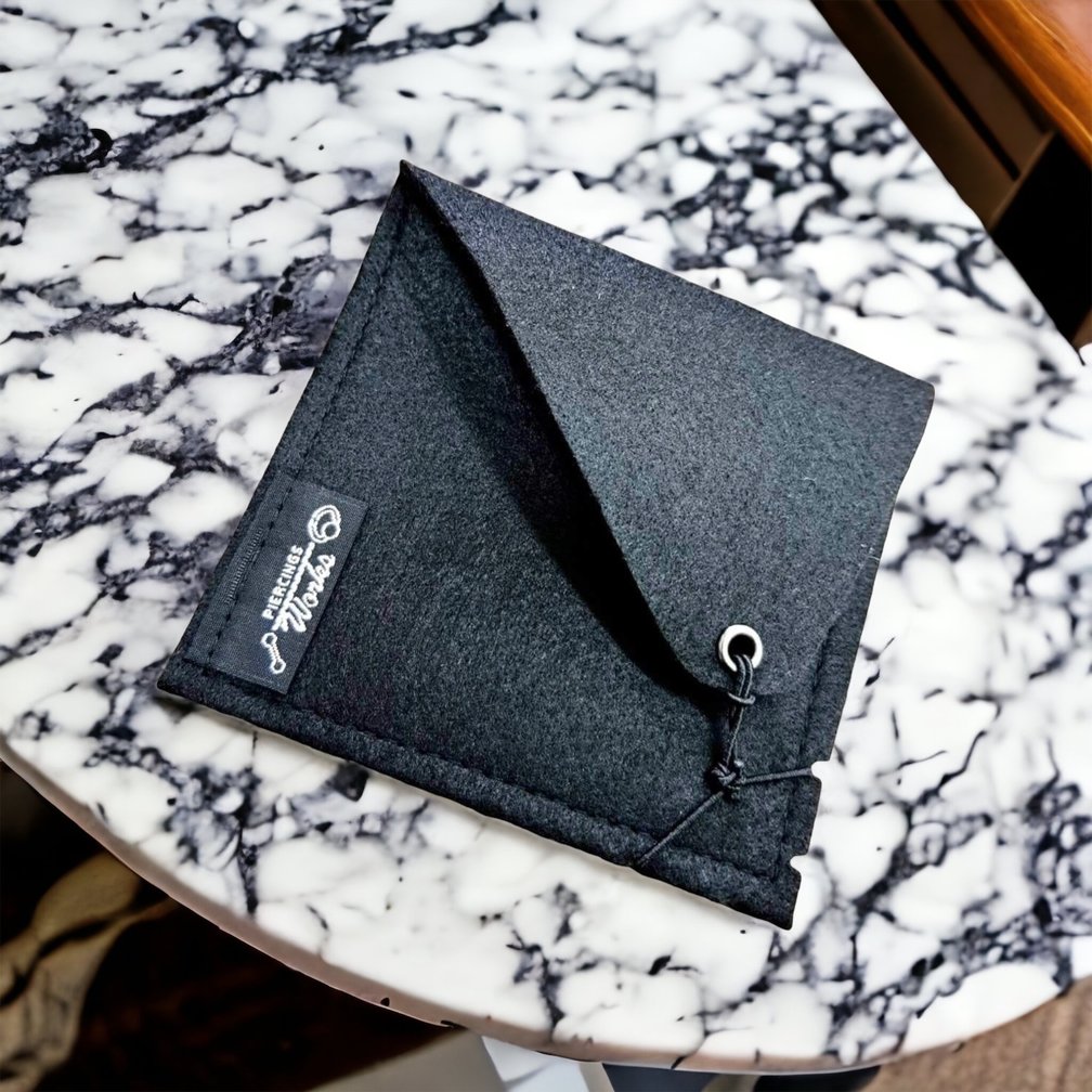 Piercings Works Zakje