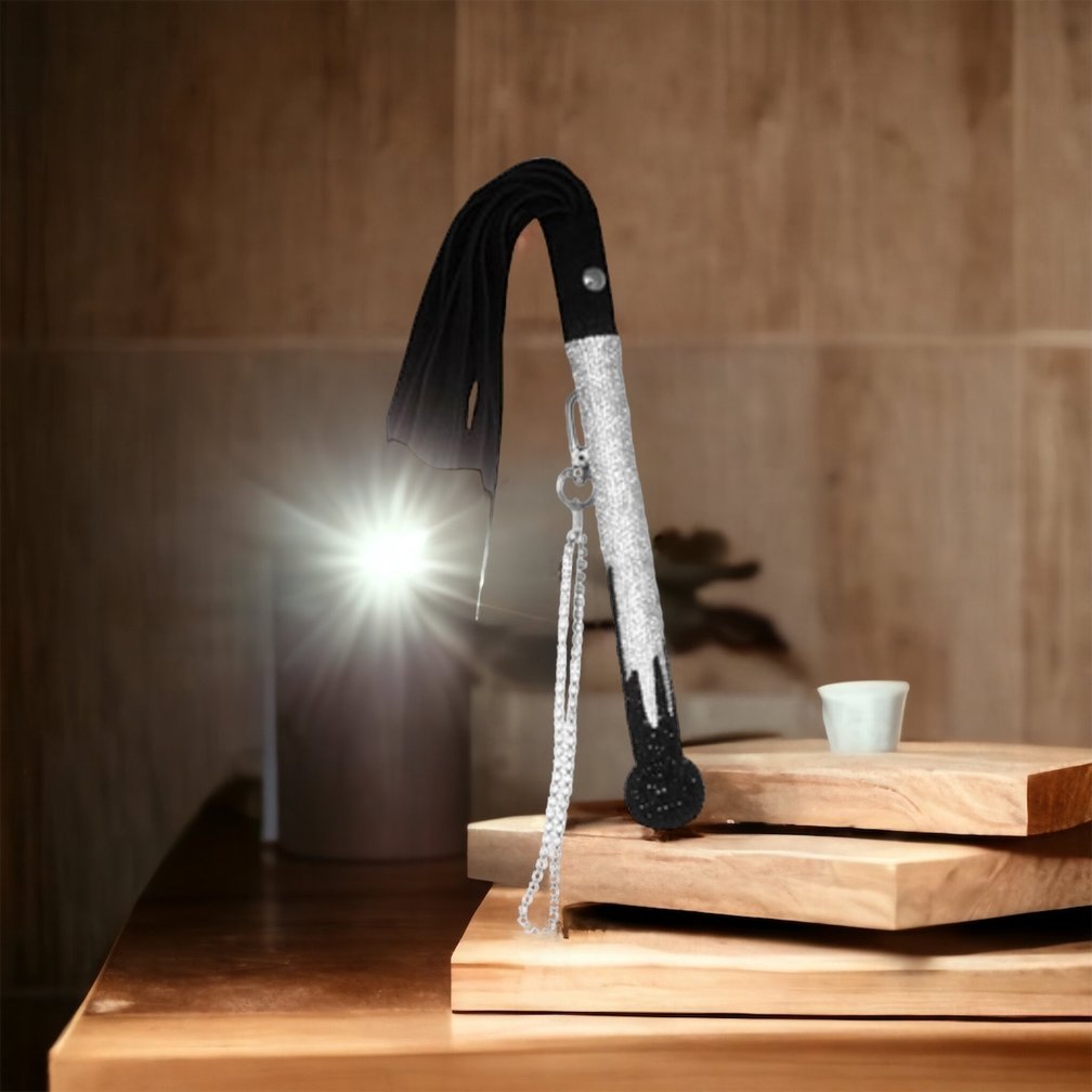 Premium Zirkonia Zweep