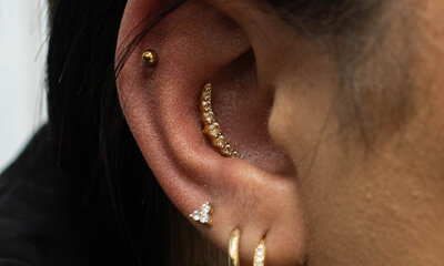 Elegant Titanium Helix Tragus Piercing Crystals Piercings Works