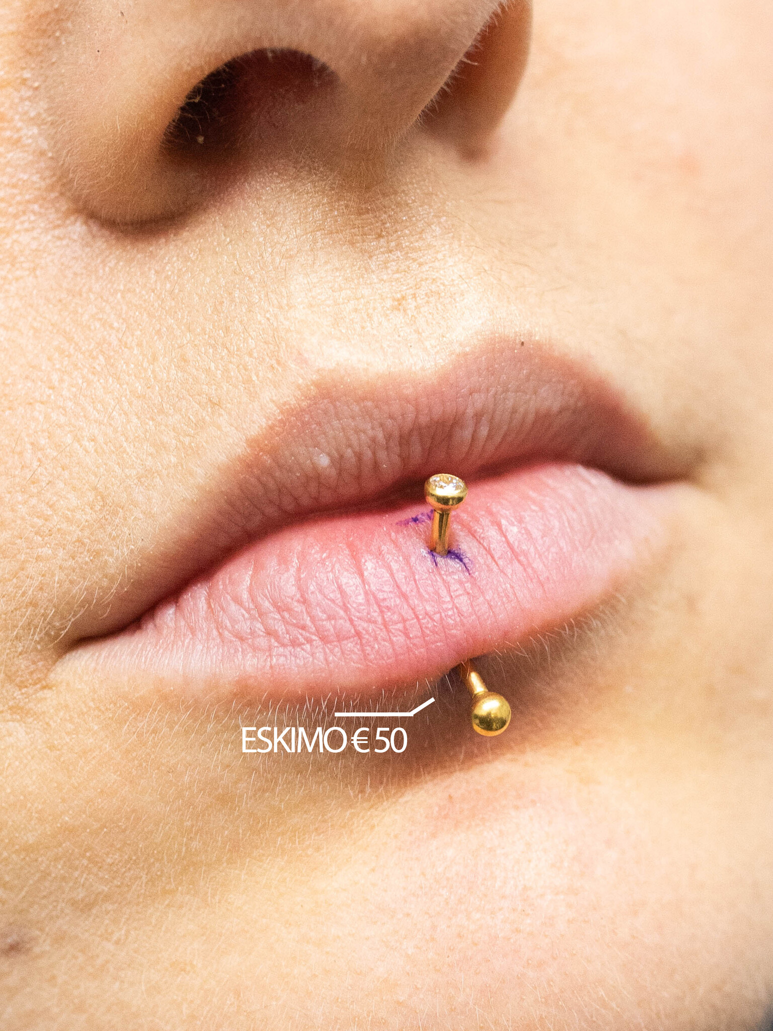 Vertical Lip Piercing Waarom het geen “simpel detail” is – en waarom veel mensen ’m verkeerd kiezen