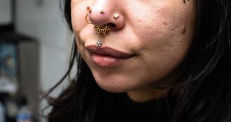 Double Austin Piercing– uitleg, genezing en nazorg  