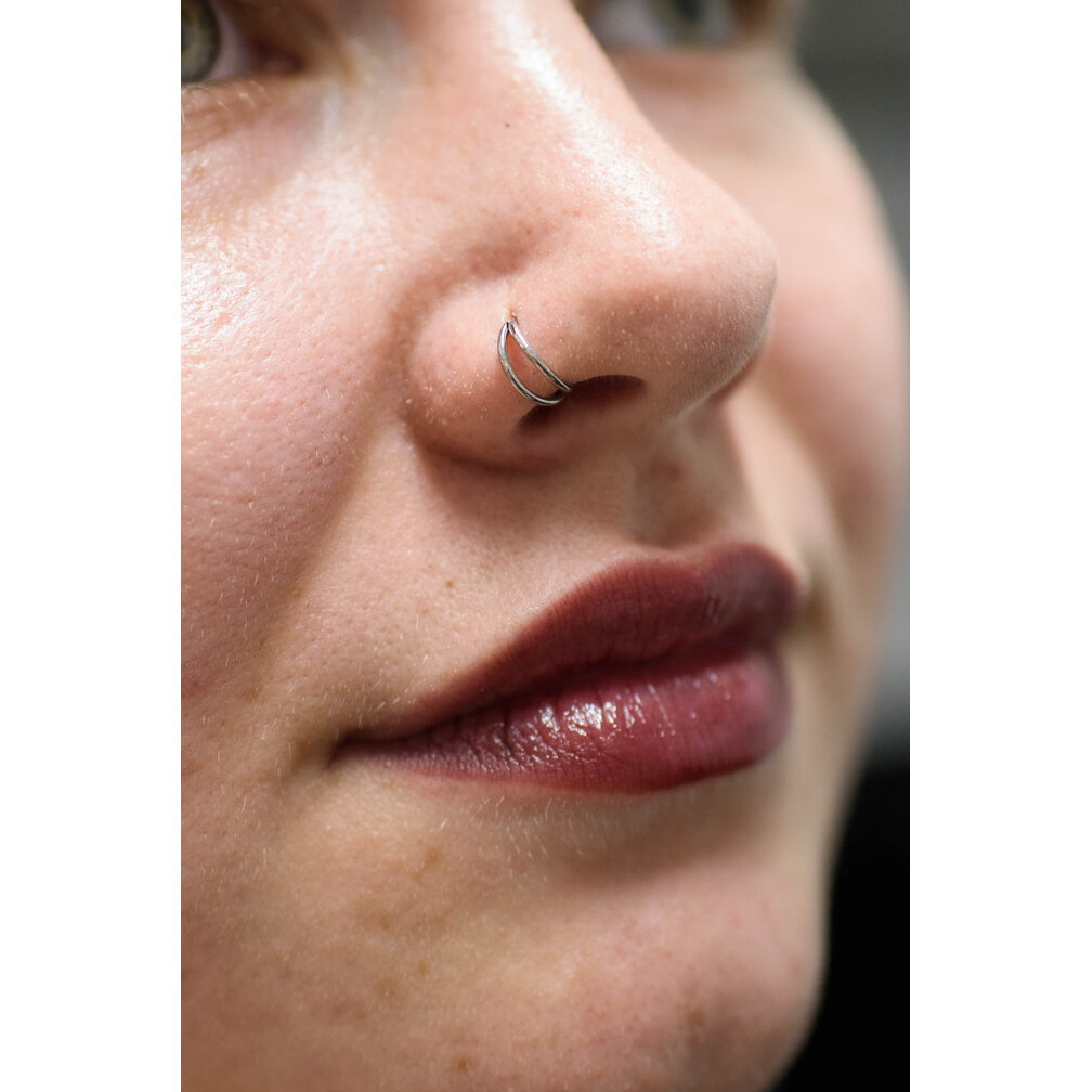 Neuspiercing - Stijlvolle Dubbele Hoepelring in 5 Maten