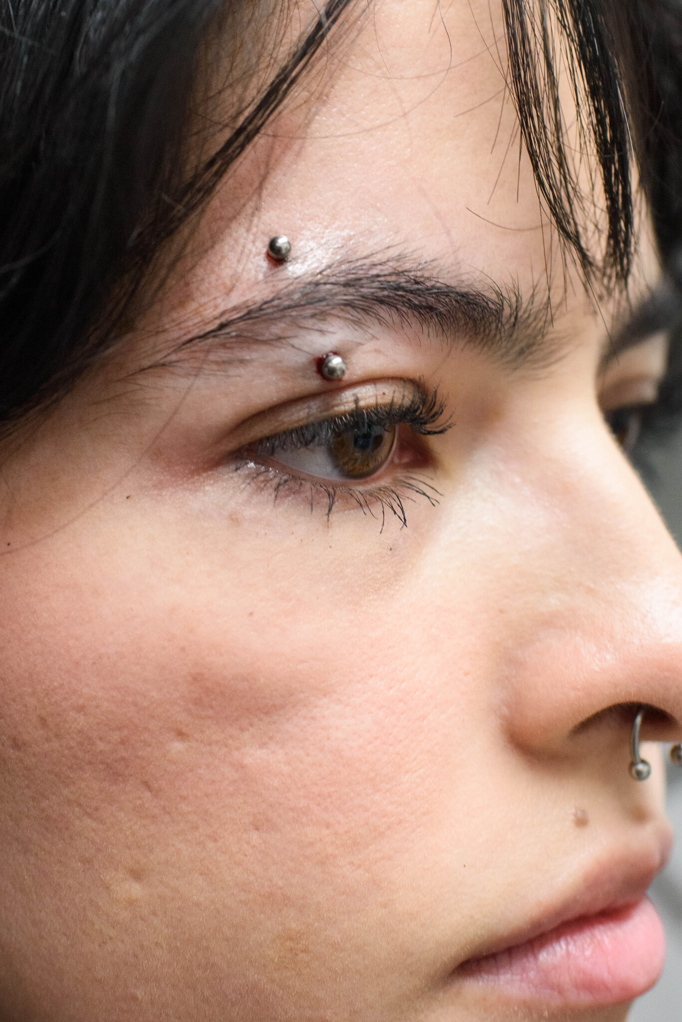 Eerste Piercing Oor/Wenkbrauw — sieraad bij Piercings Works Amsterdam