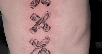 Realistic and black & grey tattoos: what realism needs