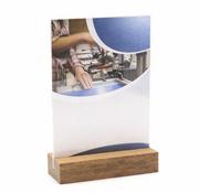 Kaarthouder A4 Premium met caramel Bamboo voet