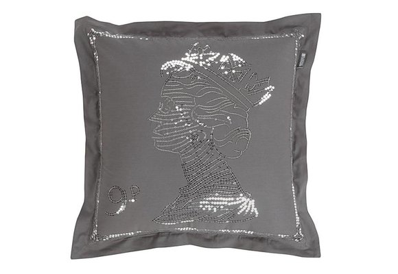 Hyde Park Queen cushion KV Grey