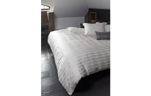 dekbedovertrek Beddinghouse Shine Ecru