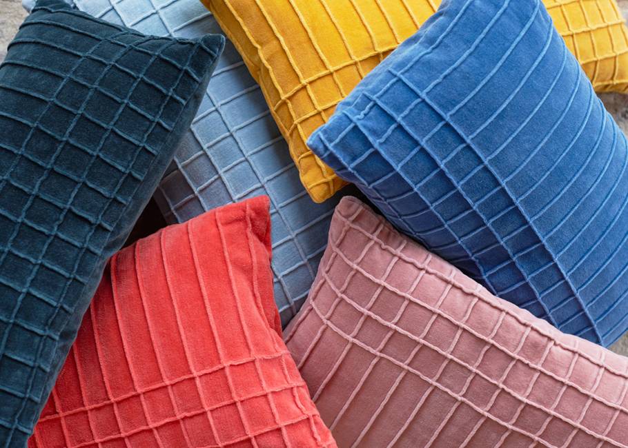 sierkussen KAAT Amsterdam Aura Blue