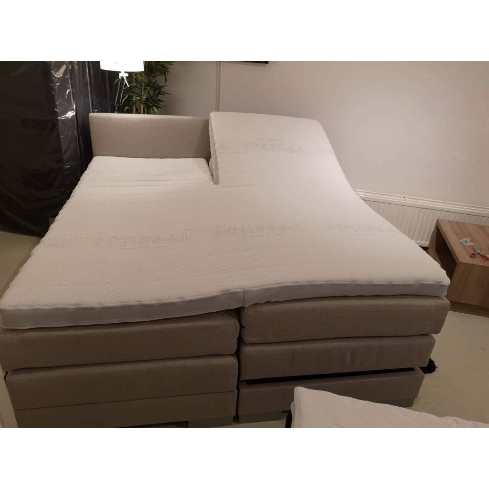 Goedslapen.nl Elektrisch verstelbare Boxspring Op den Bergh