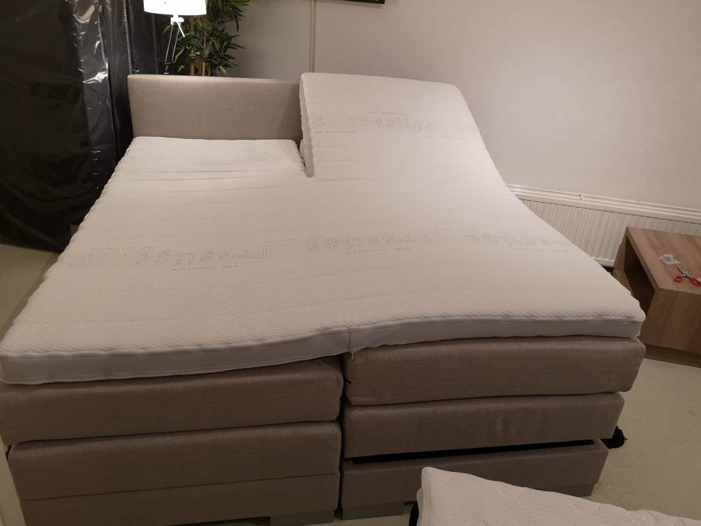 Elektrisch verstelbare Boxspring Op den Bergh