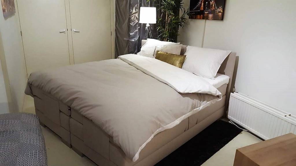 Elektrisch verstelbare Boxspring Op den Bergh