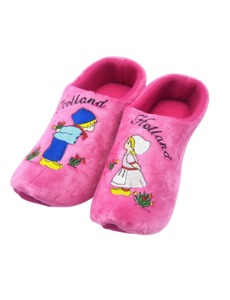  Holland slippers pink kissing couple