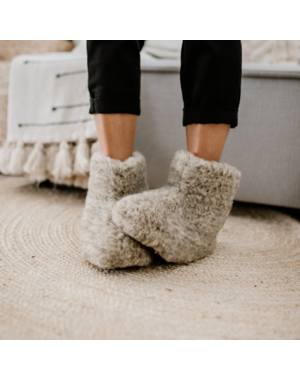 DINA Wonderfully Soft Wool Slippers – High Model Natural Grey