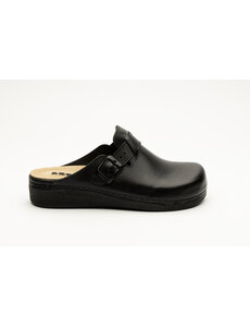 Leon Footwear Slip-on clog in sizes 36 to 41 - removable sole and anti-slip stud - color black
