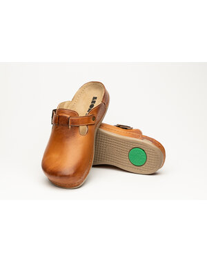 Leon Footwear Men's slip-on clog in sizes 41 to 47 - with anti-slip stud - brown
