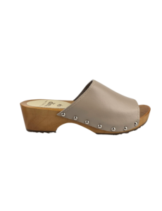 DINA Dina Houten sandalen beige met studs