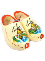  Wooden shoes windmill decor