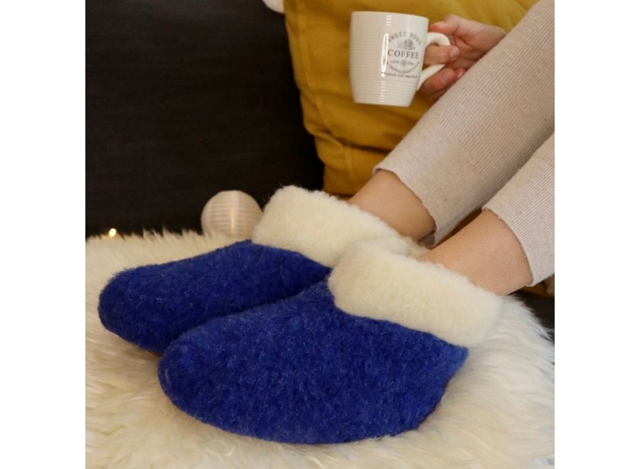 Wool indoor slippers high model white/blue