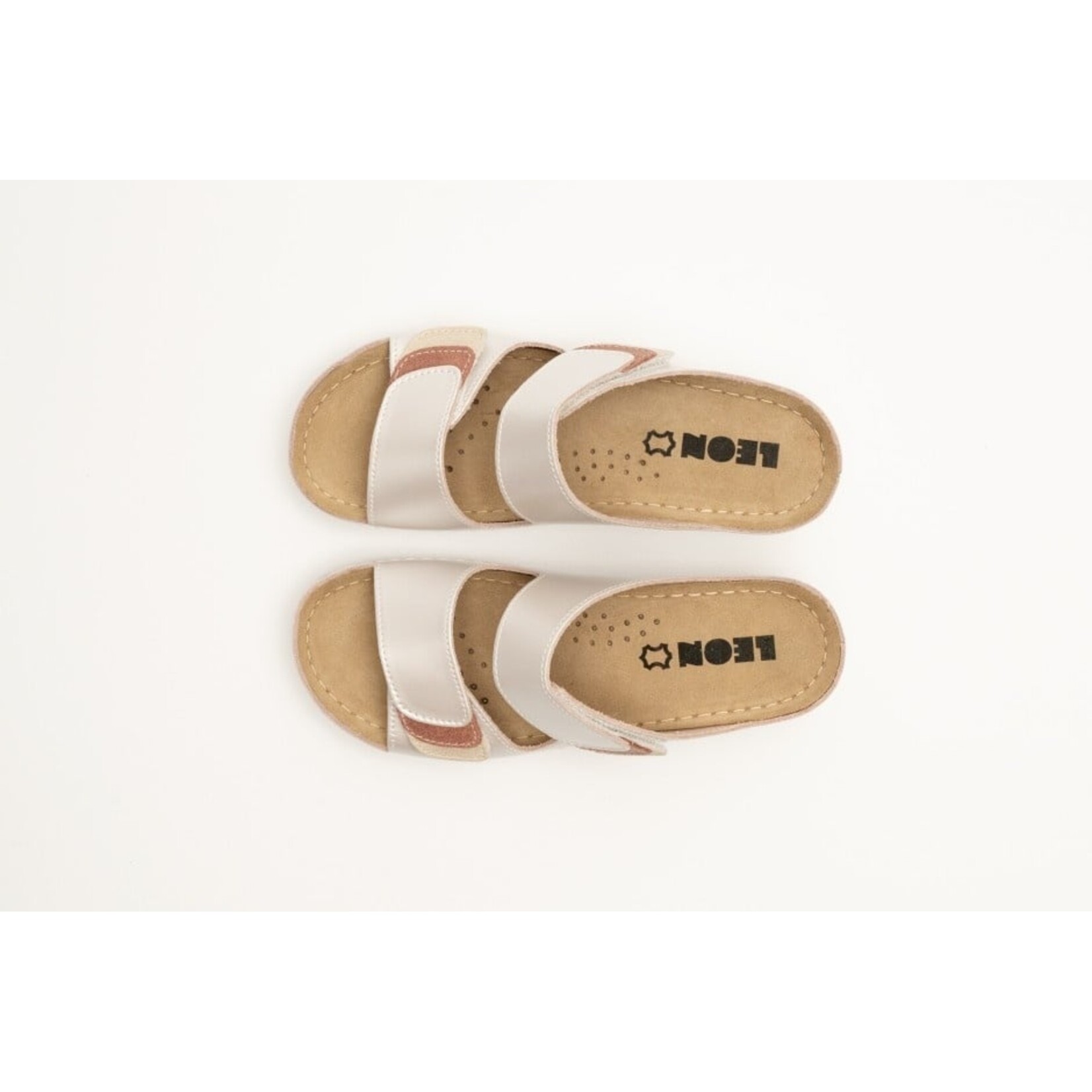 Leon Footwear Sandals with Velcro and anti-slip studs in the sole - Pearl pink