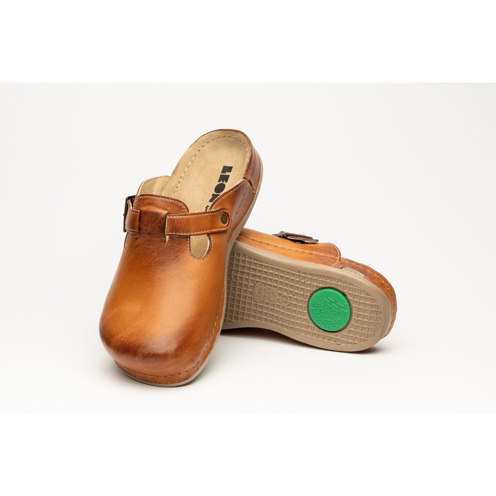 Leon Footwear Men's slip-on clogs in sizes 41 to 47 - with anti-slip stud - color brown