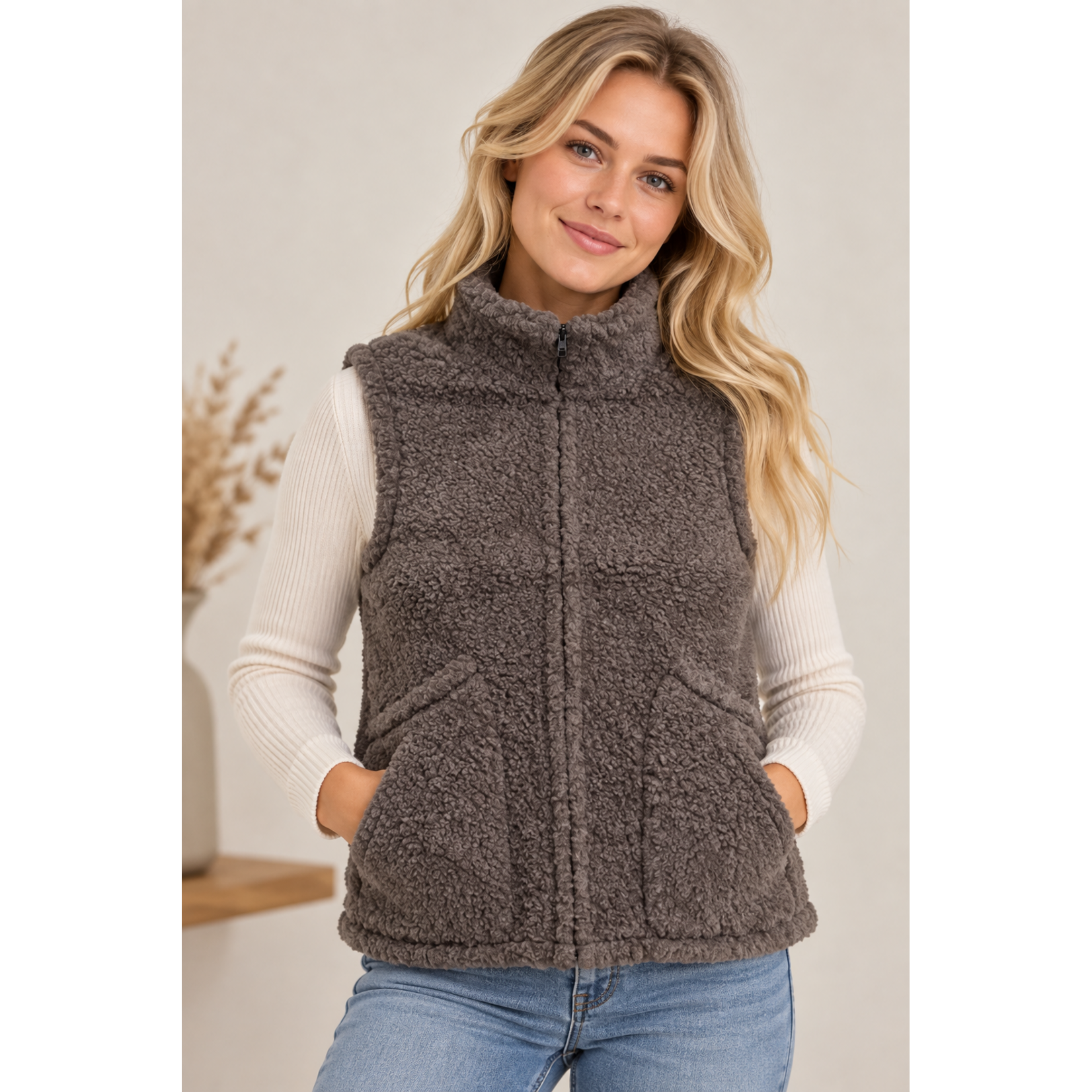 Bodywarmer 100% wool natural black