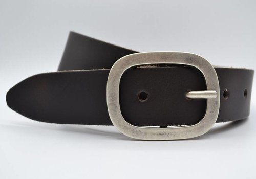 Scotts Bluf 4cm donker bruine split lederen riem. Scotts Bluf 4cm donker bruine split lederen riem.