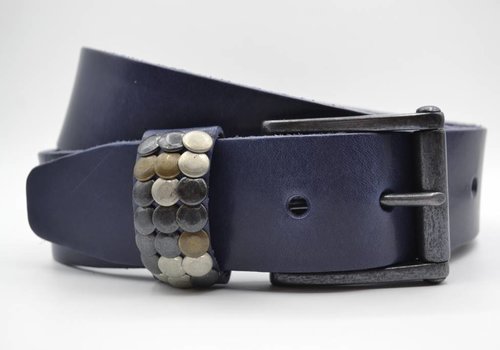 Scotts Bluf 4,5cm blauwe studriem van Italiaans volnerf leer Scotts Bluf 4,5cm blauwe studriem van Italiaans volnerf leer
