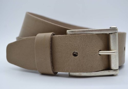 Scotts Bluf 4,5cm echt lederen casual taupe riem. Scotts Bluf 4,5cm echt lederen casual taupe riem.