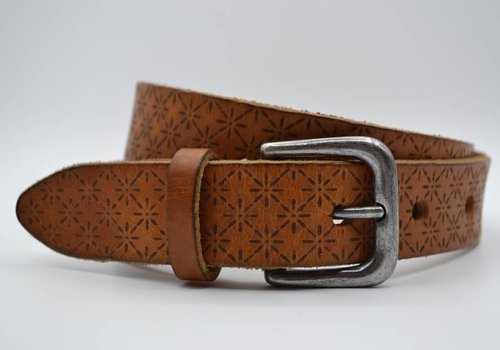 Scotts Bluf 3cm cognac kinder riem met sneeuvlok print Scotts Bluf 3cm cognac kinder riem met sneeuvlok print