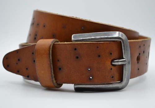 Scotts Bluf 35mm cognac kinder riem met gebrande gaatjes Scotts Bluf 35mm cognac kinder riem met gebrande gaatjes