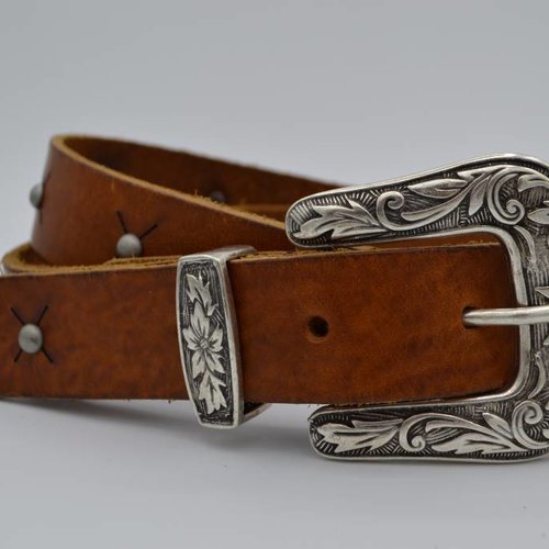 3cm Cognac western stud riem met oud zilveren gesp 