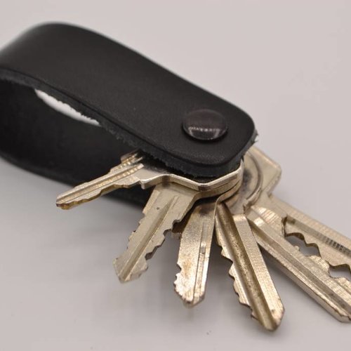 Zwarte echt lederen sleutelhanger 