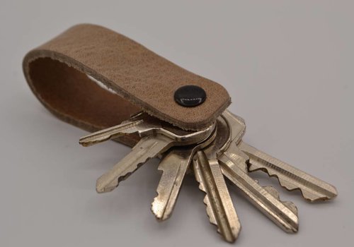 Scotts Bluf Taupe echt lederen sleutelhanger Scotts Bluf Taupe echt lederen sleutelhanger
