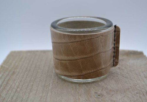 Scotts Bluf Kaarsenhouder voor theelicht. Glas en croco  naturel leer Scotts Bluf Kaarsenhouder voor theelicht. Glas en croco  naturel leer