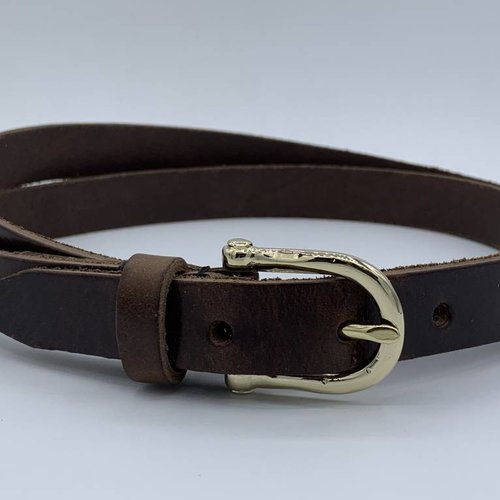 Bruine smalle damesriem met gouden gesp 