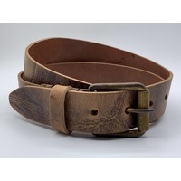 Stoere 4cm brede Cognac riem. Gekreukt leer en geroeste gesp