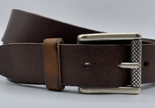 Scotts Bluf Stoere bruine riem met gewassen vintage leer Scotts Bluf Stoere bruine riem met gewassen vintage leer