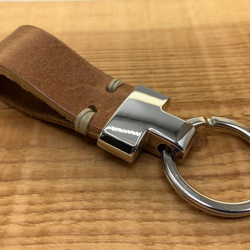 Cognac Sleutelhanger met naam of initialen 