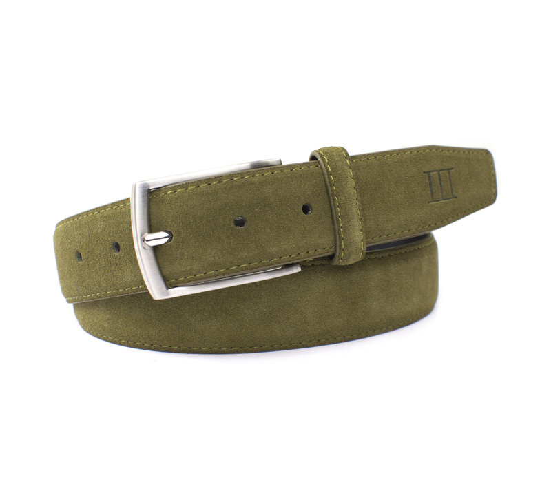 Army groene echt leren riem gemaakt van suede  en makkelijk aanpasbare maat d.m.v. een schroefje.