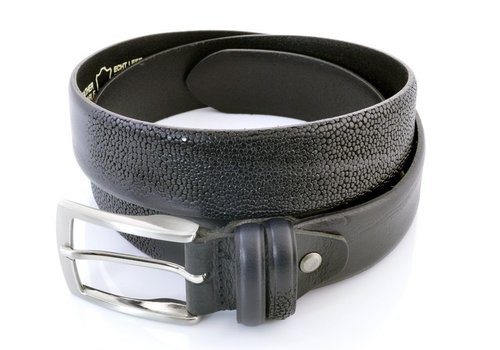 Scotts Bluf Zwarte 32mm brede riem van Italiaans leer. Scotts Bluf Zwarte 32mm brede riem van Italiaans leer.