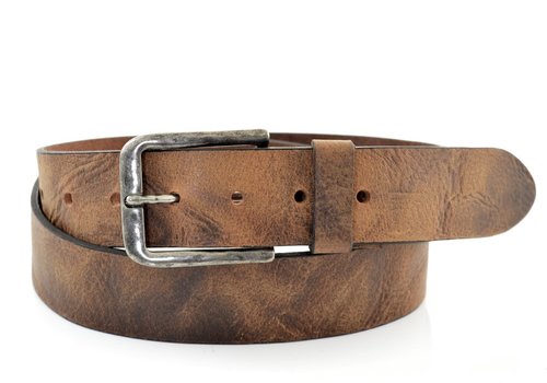 Scotts Bluf Cognac kreuk leer riem. Scotts Bluf Cognac kreuk leer riem.