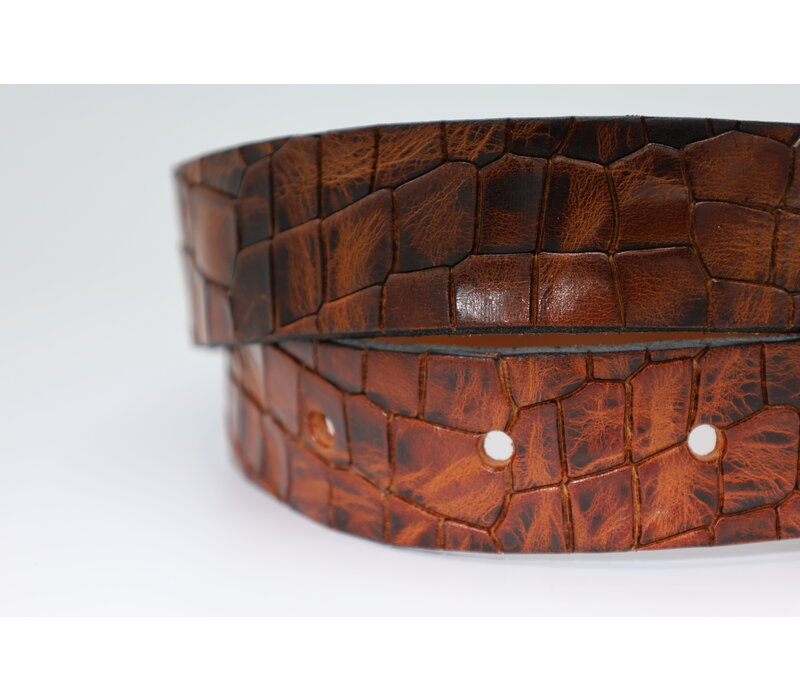 Nette cognac Italiaans leren riem met krokodillenprint.