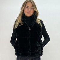 Zwarte bodywarmer van kunst vegan bont.