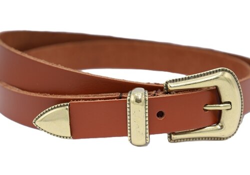 Joss riemen Cognac smalle riem met western uitstraling. Joss riemen Cognac smalle riem met western uitstraling.
