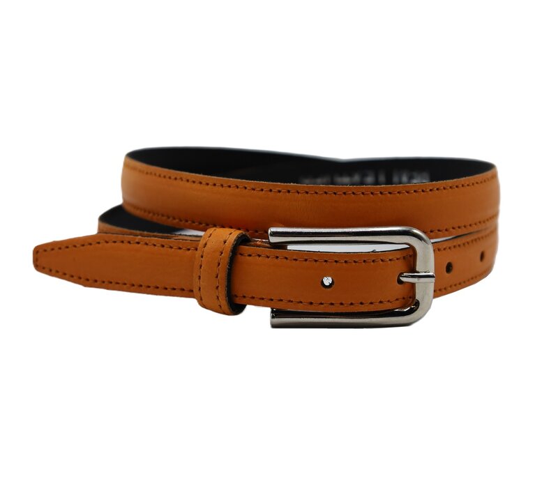 Oranje Italiaans  leren damesriem. 2cm breed en in kleur rondgestikt.