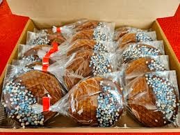 Eens wat anders dan beschuit met muisjes? Ontdek déze originele geboortetraktatie!