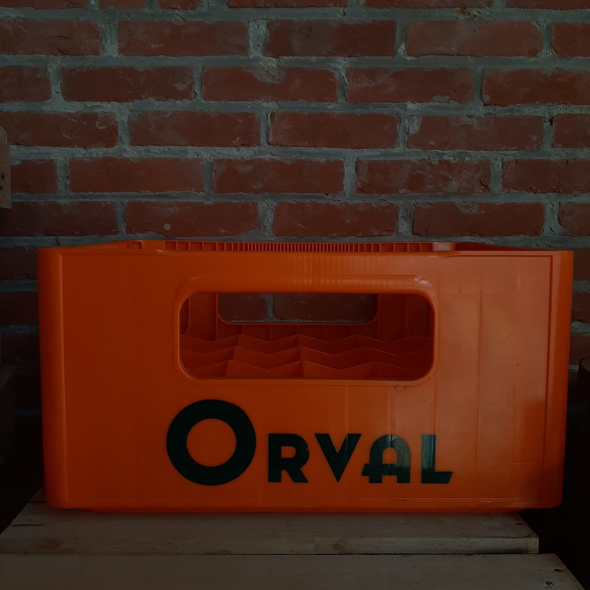 EMPTY CRATE ORVAL