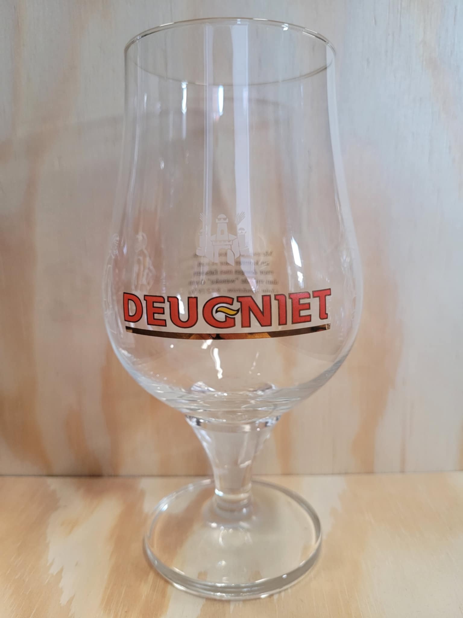 DEUGNIET GLASS